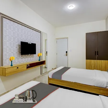 Super Collection O Royal Elevar Hotel Bangalore Exterior photo